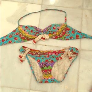 Betsey Johnson Large swimsuit top and bottoms